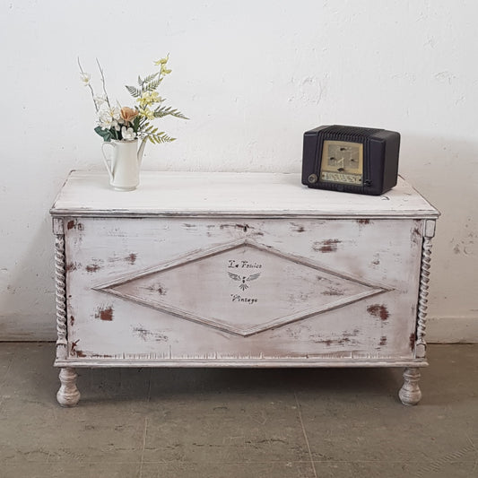 Cassa shabby chic