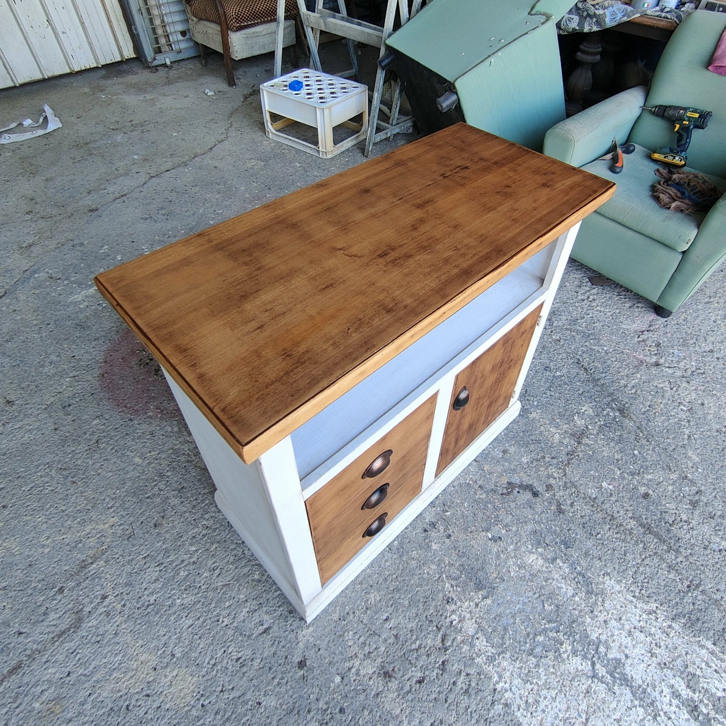 Mobile ingresso/porta tv in stile Shabby Chic