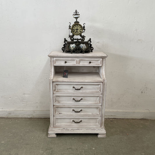 Cassettiera in stile Shabby Chic