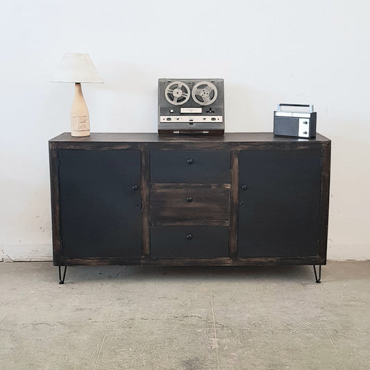 Credenza stile industrial