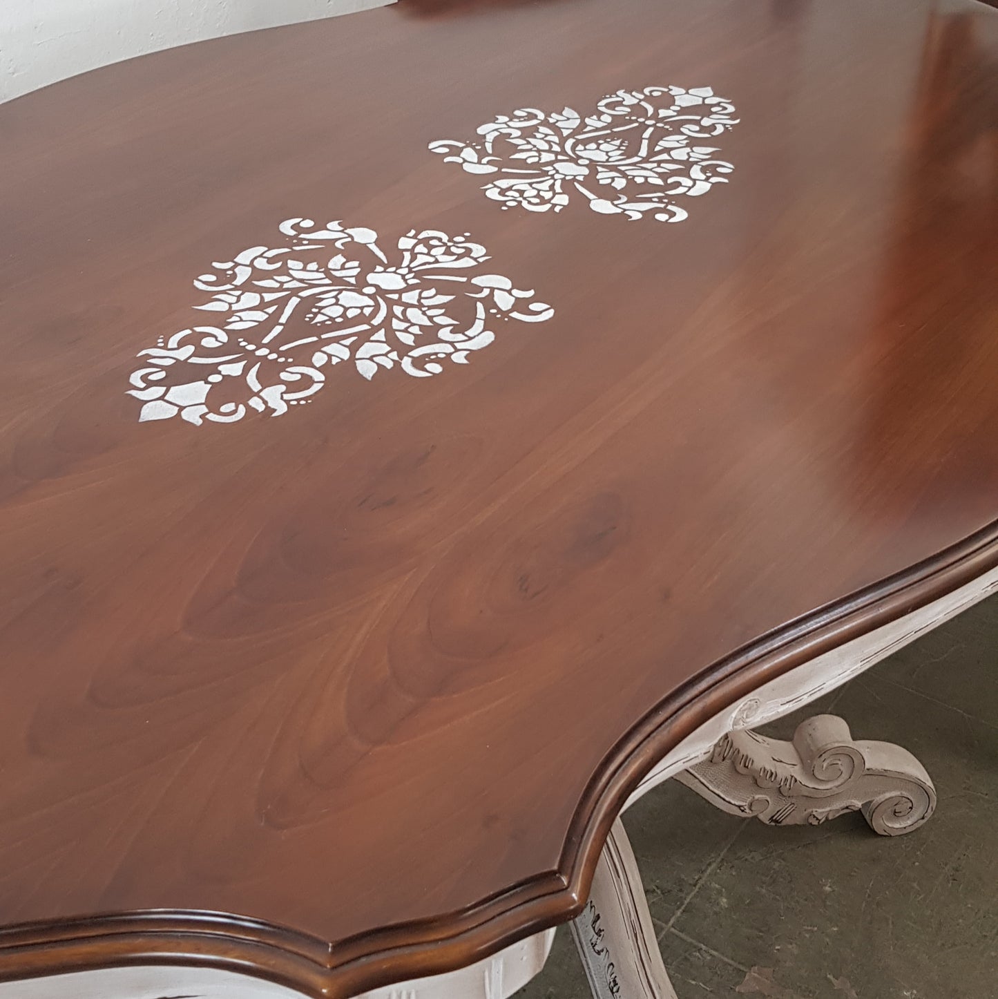 Tavolo con 6 sedie shabby chic