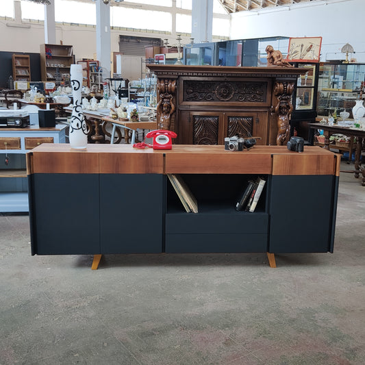 Credenza vintage