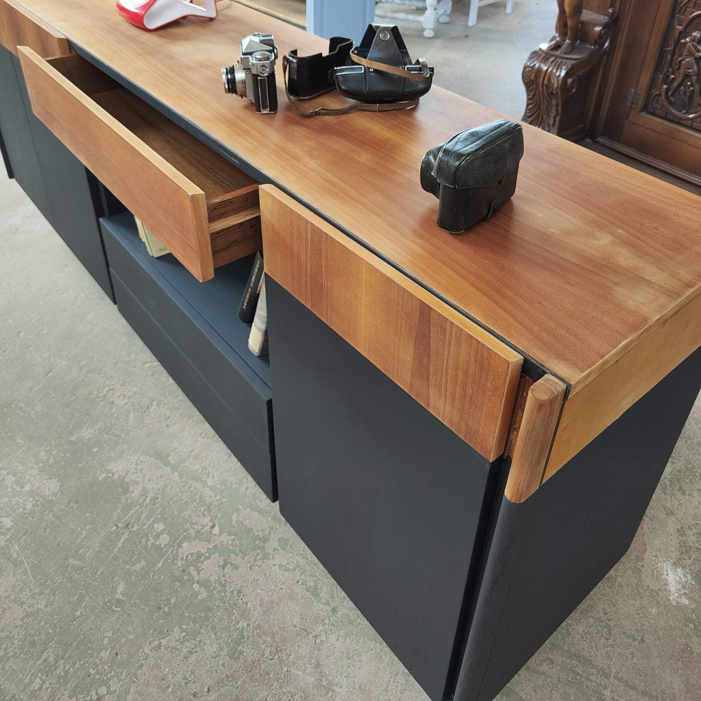 Credenza vintage